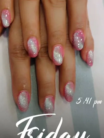 For those who love sparkle, this set features a pink base with a heavy application of silver holographic glitter for a full bling effect.