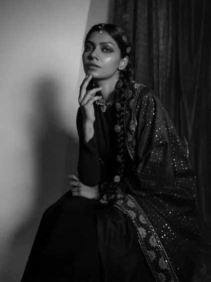 Zoya Joy - Creative Direction & Production Styling Artistic & Moody Portraits photo 5