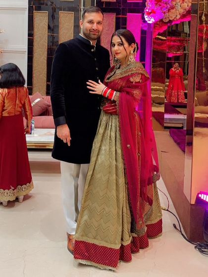 Another angle of this beautiful bridal lehenga, showing how the rich fabrics and colors come together. It’s a perfect blend of tradition and personal style.