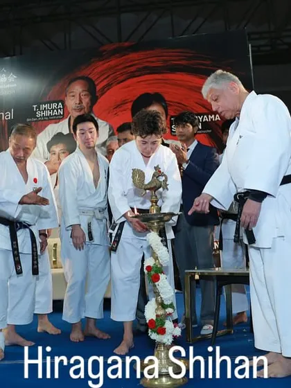 The lamp lighting ceremony with Hiragana Shihan marks the auspicious start of a JKA event. These traditions connect us to the deep cultural roots of martial arts and reinforce the respect we hold for our lineage.