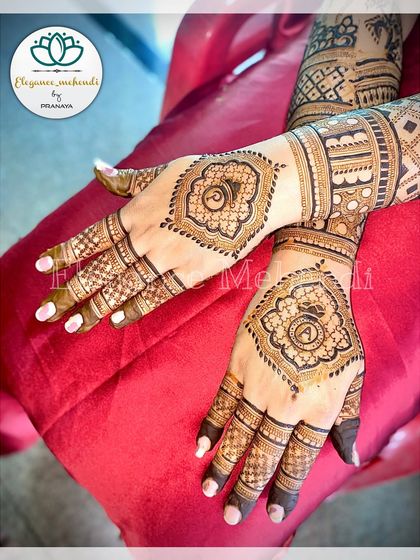 Your Story in Henna: Custom & Portrait Mehendi photo 25