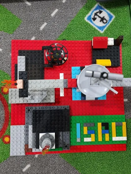 Another look at this fantastic LEGO build, showcasing the use of different colors and shapes to create a dynamic scene. The possibilities are endless!