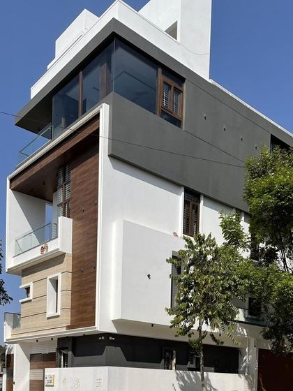 Maya Architects - Residential Architecture & Interior Design Modern Architectural Exteriors photo 12