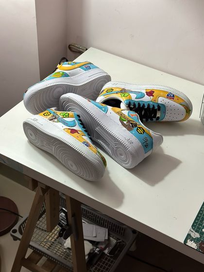 The "Bangalore meets Chicago" custom pair resting in my studio. It's always special to work on pieces that celebrate love and personal stories.