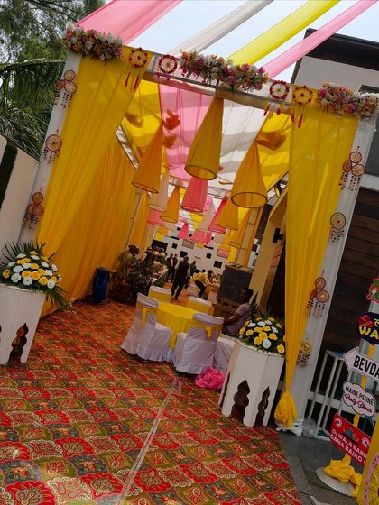 Decor Duniya - Wedding Decoration Haldi & Mehendi Sajawat photo 9