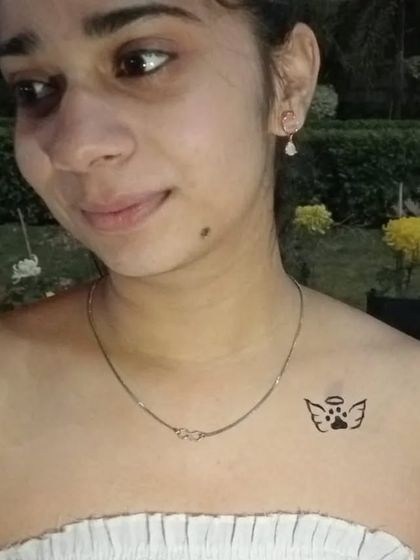 Minimalist & Symbolic Body Art photo 12