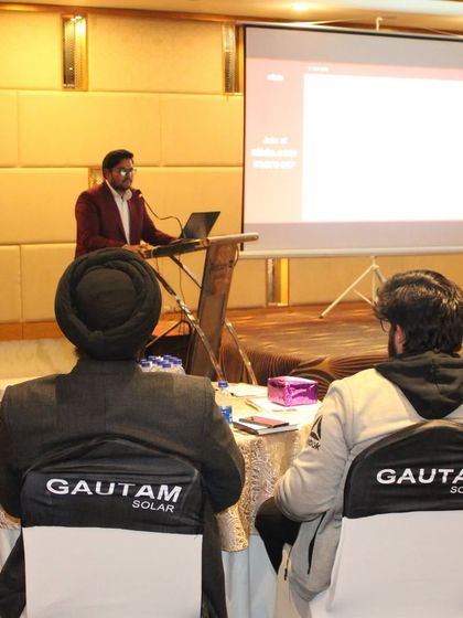 Our expert delivering an impactful session at the tech workshop in Jammu, offering valuable insights into our technically advanced modules and cutting-edge manufacturing technologies.