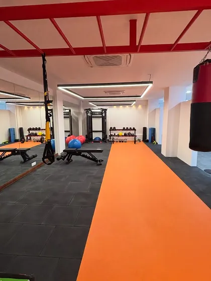 Welcome to our state-of-the-art facility in Noida. We have designed our space to support every phase of your recovery, featuring a dedicated agility track, a full range of strength equipment, and ample room for functional training to get you back to peak condition.
