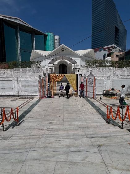 House & Entrance Decorations photo 27