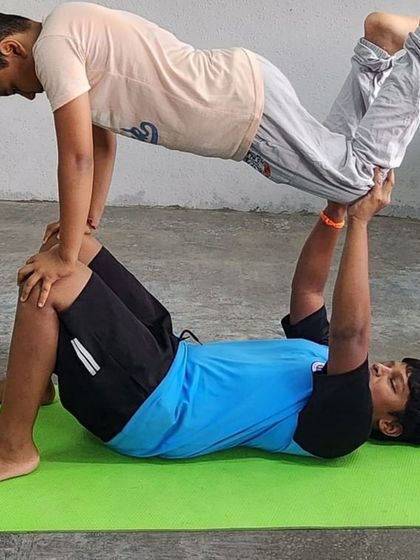 Swimsquare - Kids' Gymnastics Camp Partner & Group Acrobatics photo 38