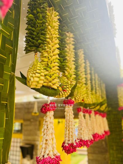 The parrot motif, crafted from woven leaves, is a popular element in South Indian weddings. Learn how to create these beautiful, symbolic details to delight your clients.