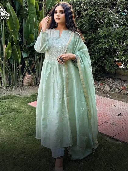 Aces of Beauty & Fashion - Makeup Services Elegant Party & Guest Makeup photo 4