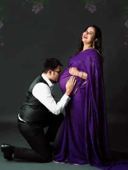 Abhinandan Photography - Maternity Photography Timeless Saree Portraits photo 9