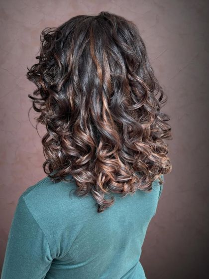 Rohit - Haircuts Custom Hair Color photo 14