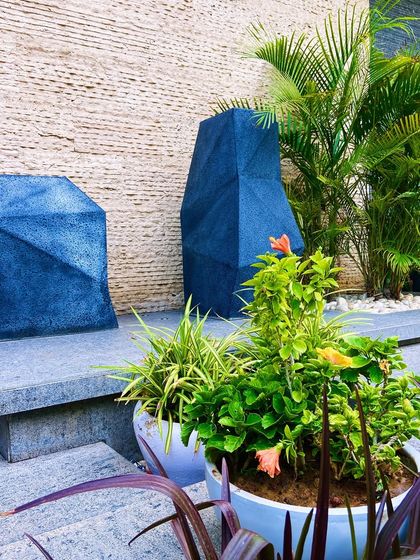 Lush Farmhouse & Villa Landscapes photo 65