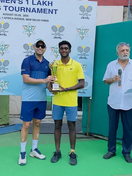 A proud moment as our player receives his trophy after reaching his first ever Men’s One Lac Tournament final at the DLTA Stadium in New Delhi.
