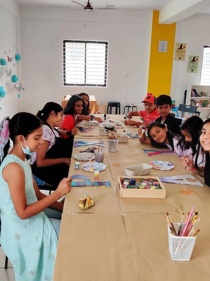 Another shot of a fun, casual art session with a group of friends at the studio.