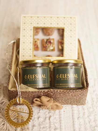 Another view of our 'Assorted Delight Hamper', with our signature branded jars of granola and cookies ready to be gifted.