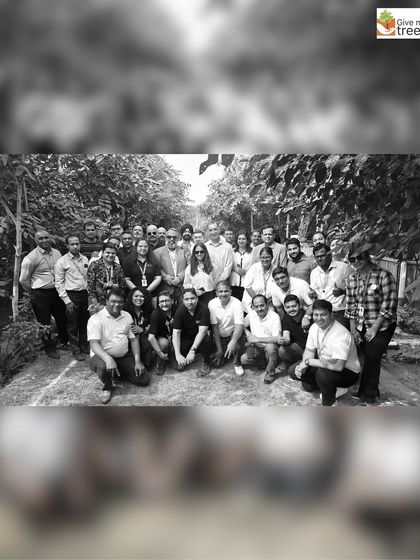 These black and white images are from our #greyweekwithpeepalbaba campaign, designed to draw sharp focus on the serious issues of environmental degradation and the people working to combat it. They highlight our plantation drives with partners like Northern Trust and EXL.