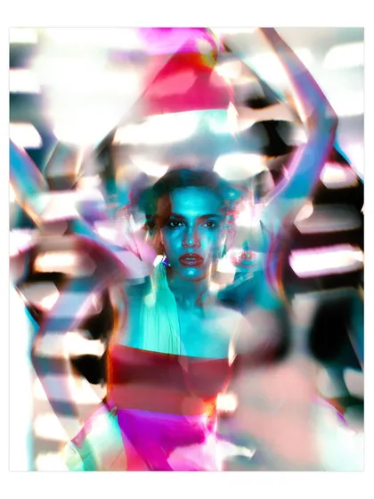 An abstract and colorful interpretation of the 'two shirts' experiment, using prism effects or multiple exposures. This transforms a simple styling idea into a piece of visual art.