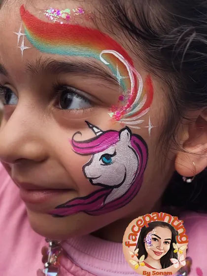 What's a party without a unicorn? This classic unicorn and rainbow design is pure magic. I use skin-safe glitter to add that extra sparkle that every child dreams of.