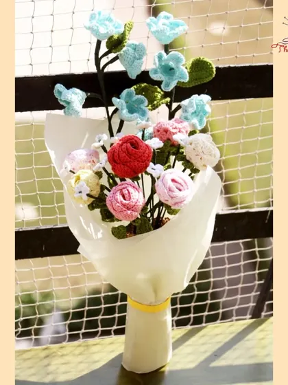 A bouquet that lasts forever. This custom crochet flower arrangement features a mix of vibrant roses and delicate blossoms, making it a perfect, everlasting gift for anniversaries, birthdays, or just because.