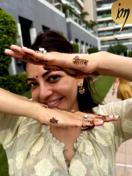 It was an honor to do the mehndi for the talented actress Kajal Aggarwal. Here you can see the simple yet meaningful design we created, with the names of her husband, Gautam, and son, Neil. I work with clients from all walks of life, including celebrities.