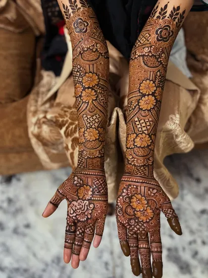 A beautiful floral and geometric design for my bride Saba.