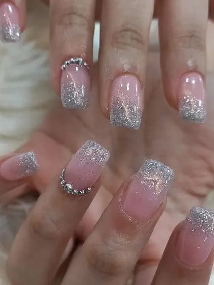 Another view of the pink and silver glitter ombré set.