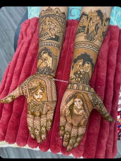 This design is a beautiful tribute to family, with portraits of the bride, groom, and their parents all included in the intricate artwork.