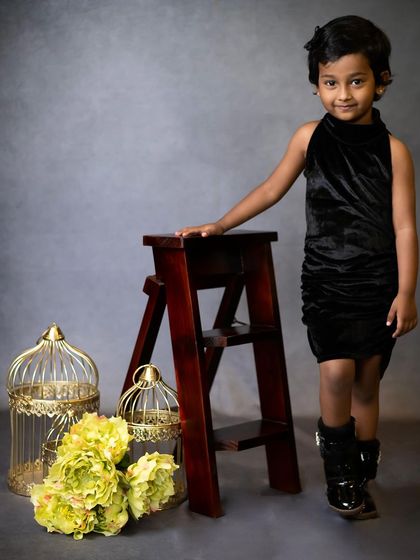 A stylish portrait of a four-year-old. We love capturing the moments as your little ones grow into confident kids.