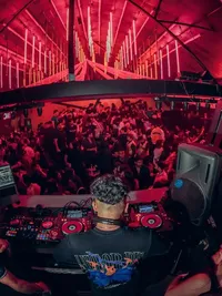 Custom Music Production (Mashups & Remixes)