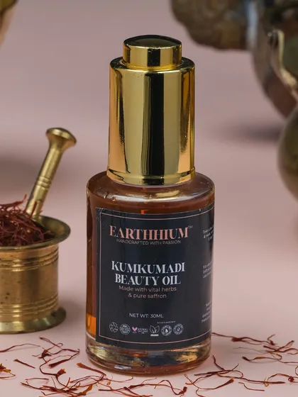Illuminate your skin with my Kumkumadi Beauty Oil. I craft this traditional Ayurvedic formula with vital herbs and pure saffron to promote a radiant, clear complexion.