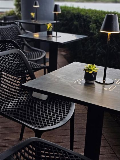 Restaurants, Bars & Gyms photo 16