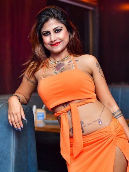 The crowd at Hydra Club knows how to pose and party. The energy is always top-notch.