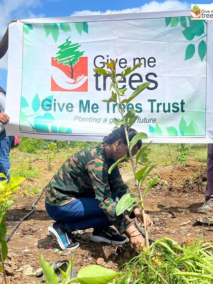 More shots of our incredible volunteers and team members from various EXL drives. Each image captures the dedication, teamwork, and individual commitment that defines our work. From kids to corporate leaders, everyone plays a part.
