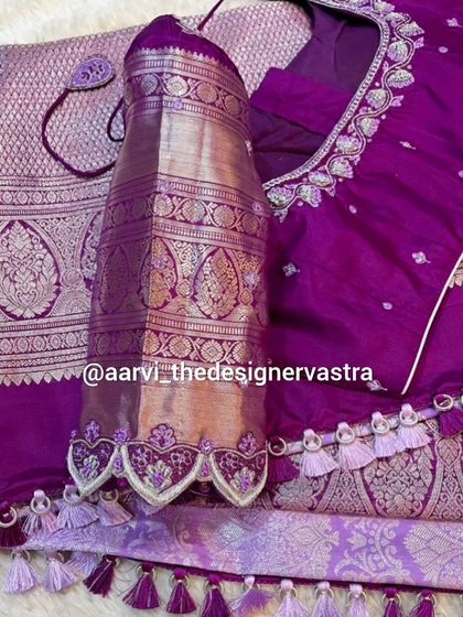Aarvi The Designer Vastra - Custom Ethnic & Bridal Wear Design Exquisite Bridal & Saree Blouses photo 96