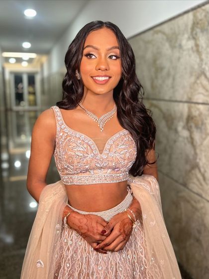 Dakshayini - Hairstyling Academy & Workshops Glamorous Curls & Ponytails photo 18