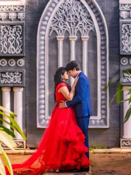 Dress Rental Buzz - Photoshoot Outfit Rental Couple & Pre-Wedding Outfits photo 42