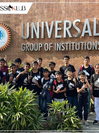 Another great shot of our team. Traveling to tournaments together and wearing the club jersey fosters a strong sense of belonging and team spirit among our students.