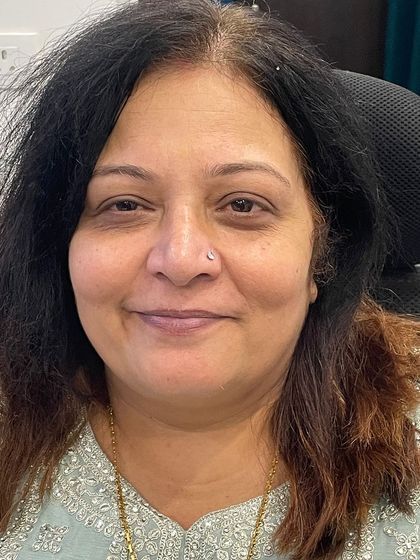 Timeless Beauty: Makeup for Mothers photo 14