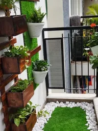 Plants, Pots & Garden Decor