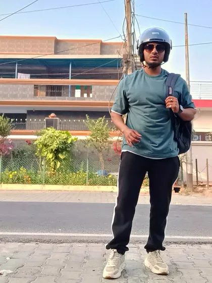 On my way to a client session in Rajnagar. I am always on the move to help people get fit.
