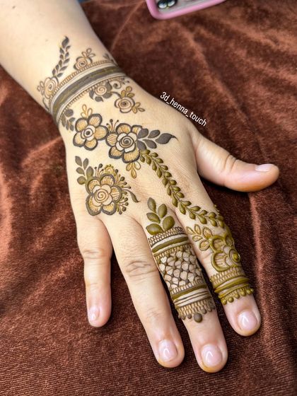 3D Henna Touch - Festive & Occasional Mehndi Minimalist & Chic Henna photo 6