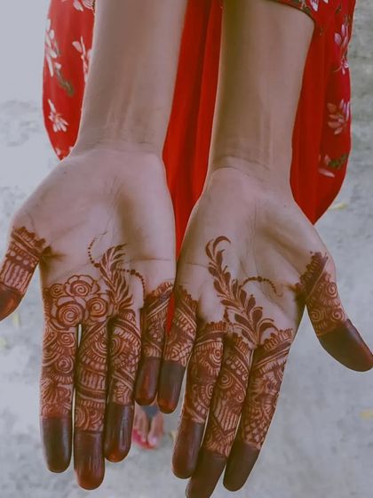 A simple and elegant design with a beautiful dark stain.