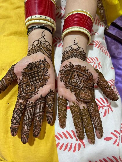 A beautiful design featuring a central checkerboard pattern, perfect for a client who loves geometric and symmetrical art.