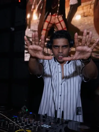 Framing the shot at my debut show in Goa. We absolutely nailed it.