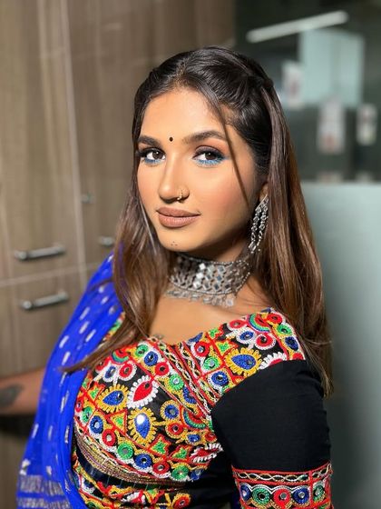 Traditional Indian & Festive Styles photo 17