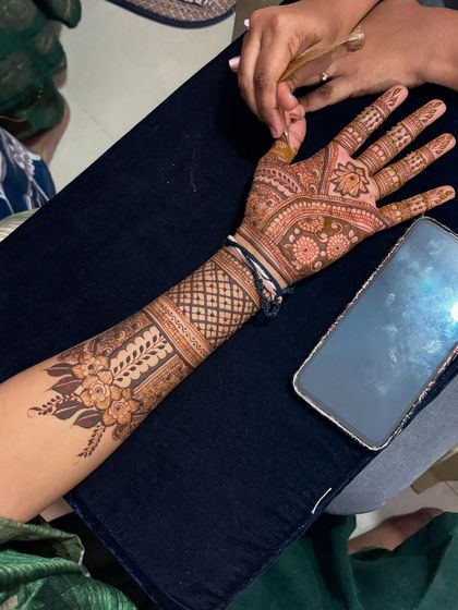 Lotus Mehendi Arts - Mehendi Art Classes Behind the Scenes photo 3