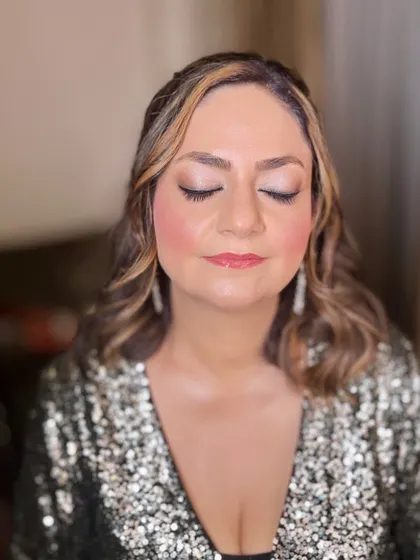 A close-up of the soft, neutral eye makeup, perfect for mature skin.